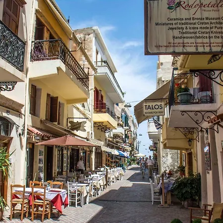 Door 公寓 干尼亞